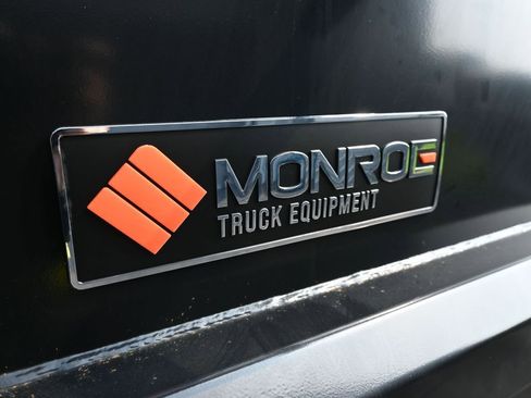 New 2025 Ford F350 XL w/ XL Chrome Package image 8