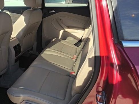 Used 2015 Ford Escape Titanium image 12