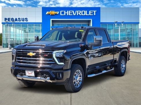 New 2026 Chevrolet Silverado 2500 LT w/ Z71 Chrome Sport Edition image 2