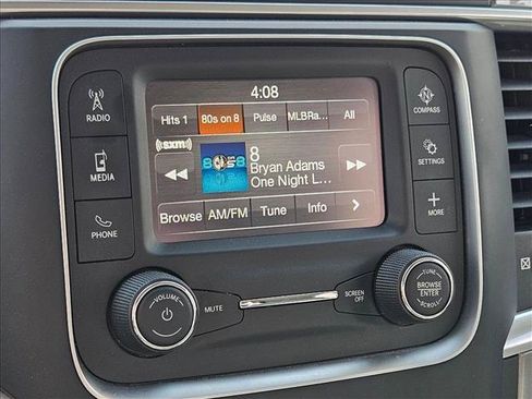 Used 2022 RAM 1500 Classic SLT AWD/4WD image 11