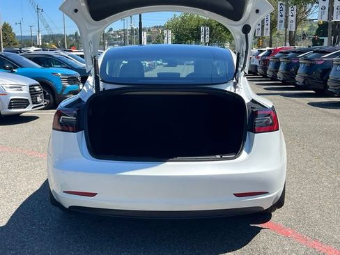 Used 2021 Tesla Model 3 Standard Range Plus RWD image 12