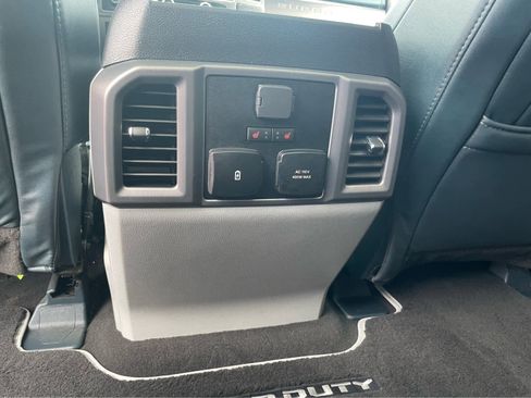 Used 2022 Ford F450 Limited w/ FX4 Off-Road Package image 35