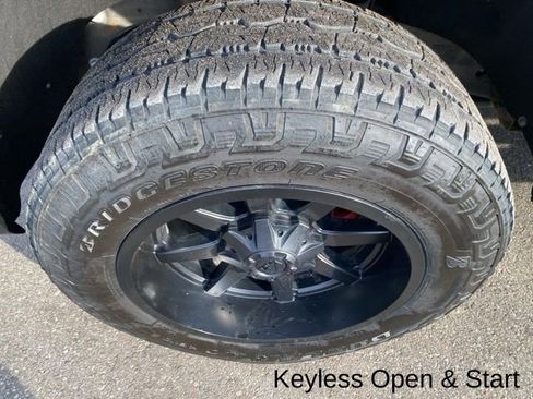 Used 2024 GMC Sierra 2500 AT4 w/ AT4 Preferred Package image 44