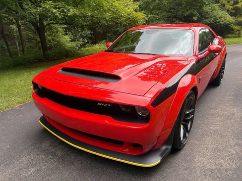 Used 2018 Dodge Challenger SRT Demon RWD image 3