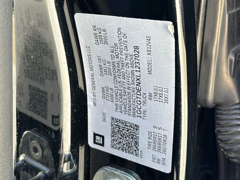 Used 2020 Chevrolet Colorado Z71 w/ Z71 Midnight Edition image 27