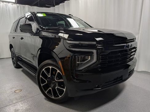 Used 2025 Chevrolet Tahoe RST w/ Comfort Package AWD/4WD image 2