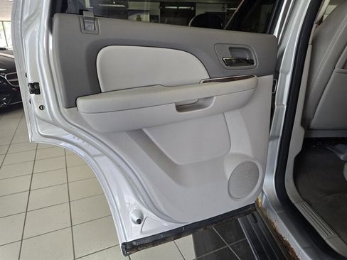 Used 2010 Chevrolet Tahoe LT AWD/4WD image 10