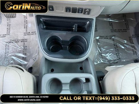 Used 2016 Nissan NV 3500 SL image 25