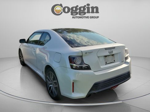 Used 2015 Scion tC FWD image 3