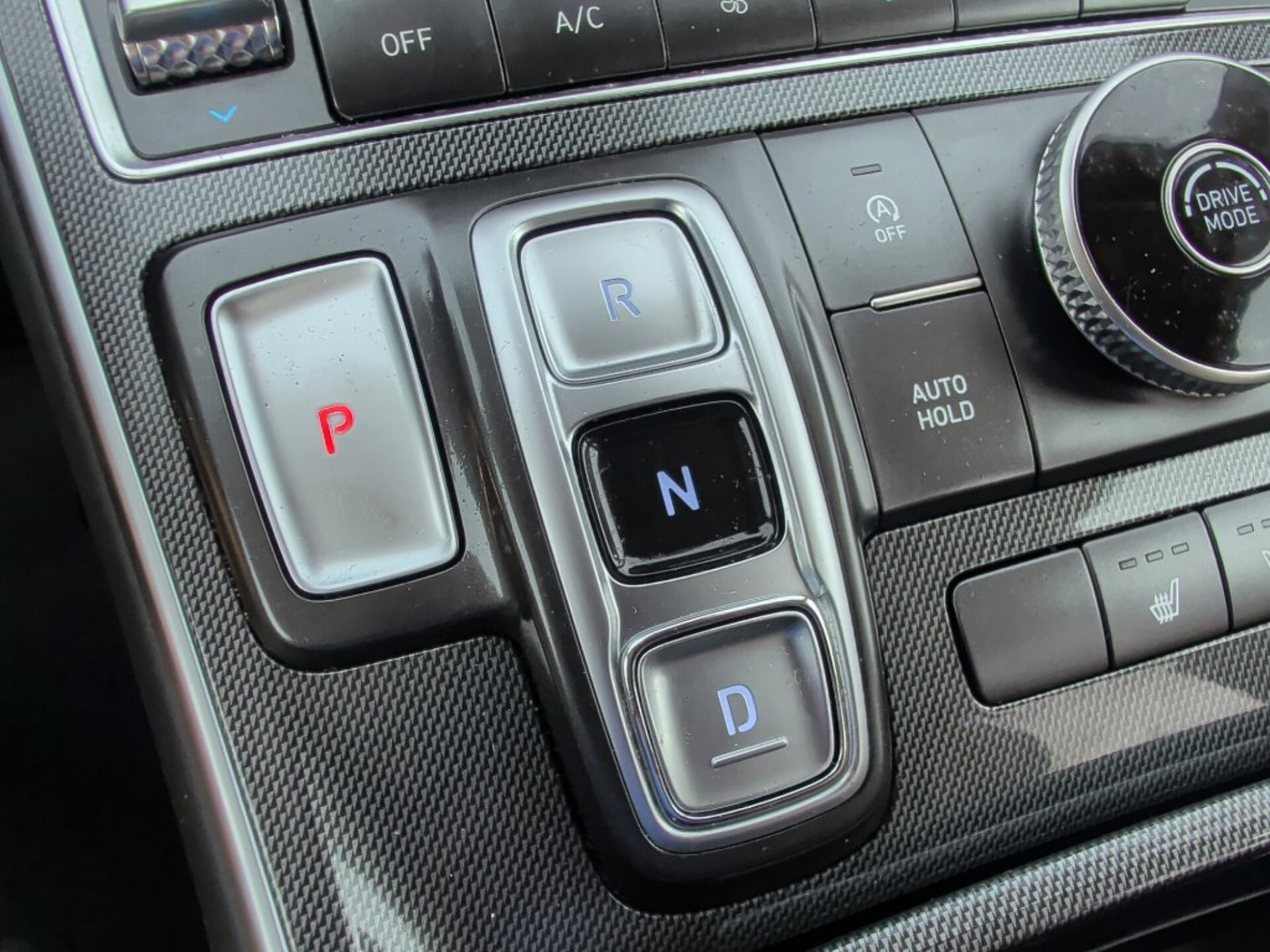 Used 2022 Hyundai Santa Fe SEL w/ Convenience + Premium Package FWD image 26