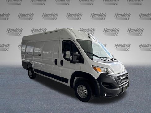 Used 2025 RAM ProMaster 3500 w/ Safety Group FWD image 2