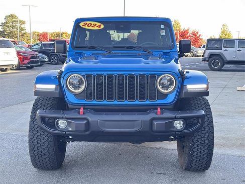Used 2024 Jeep Wrangler Unlimited Rubicon image 2
