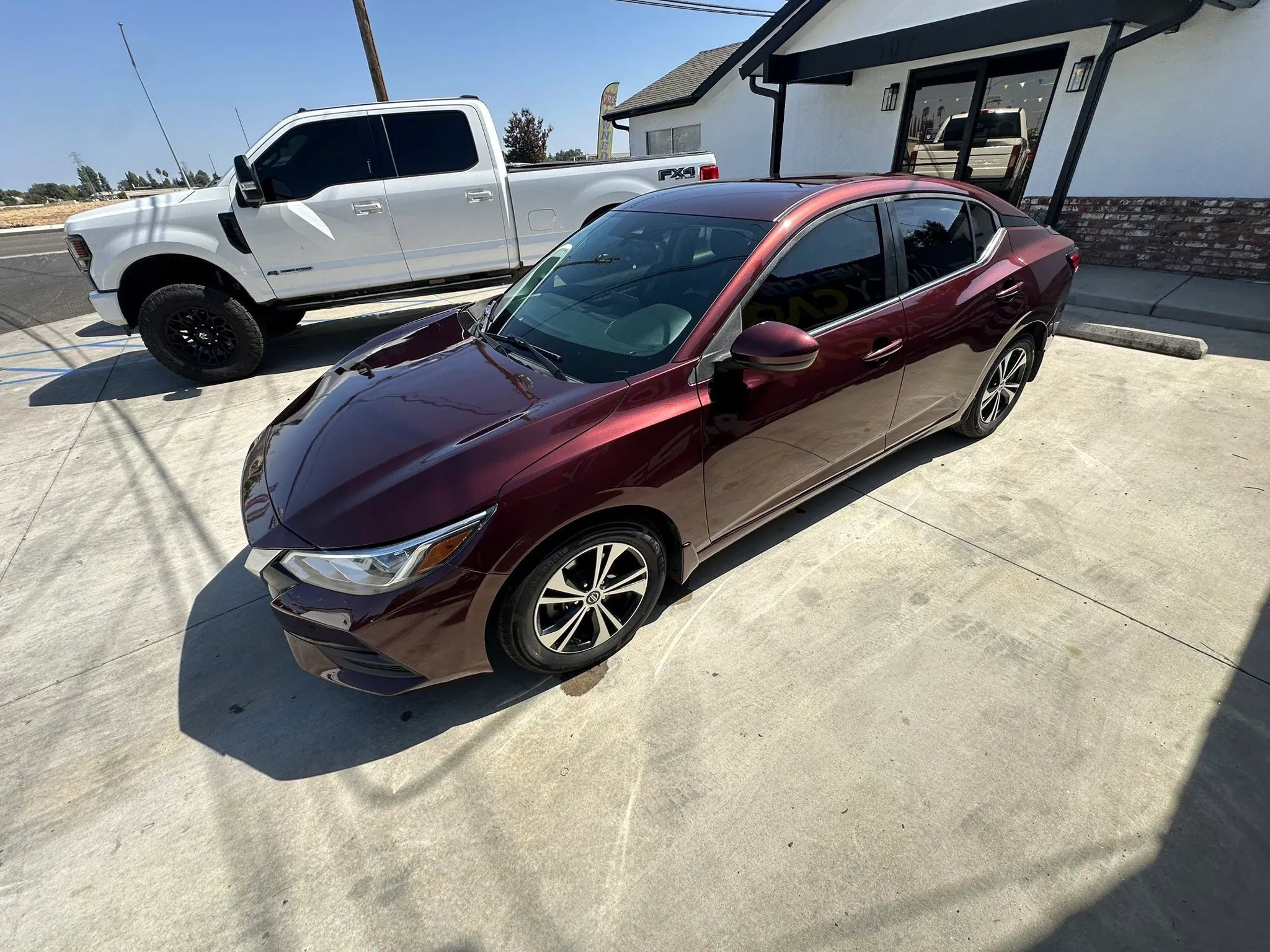 Used 2021 Nissan Sentra SV FWD image 16