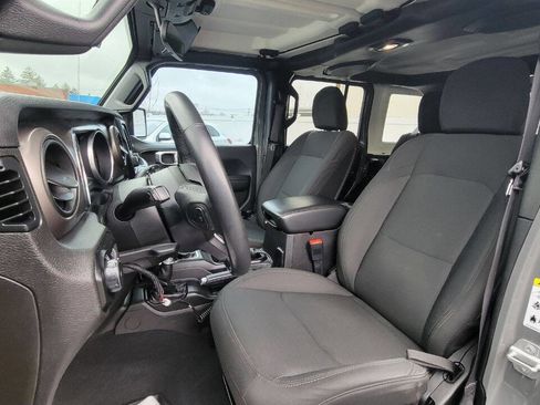 Used 2018 Jeep Wrangler Unlimited Sport S image 13
