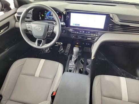 Used 2025 Toyota Camry SE w/ Multimedia Upgrade Package FWD image 15