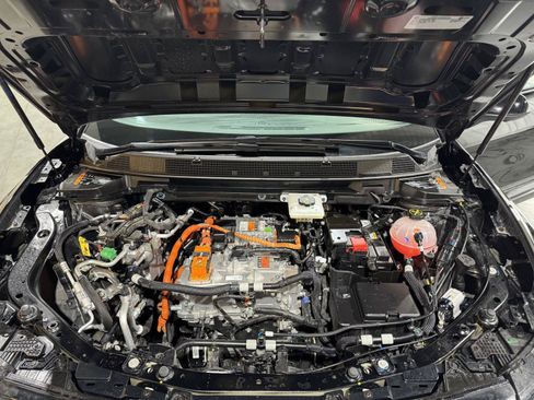 Used 2025 Chevrolet Equinox EV RS FWD image 41