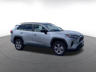 Used 2025 Toyota RAV4 LE video 2