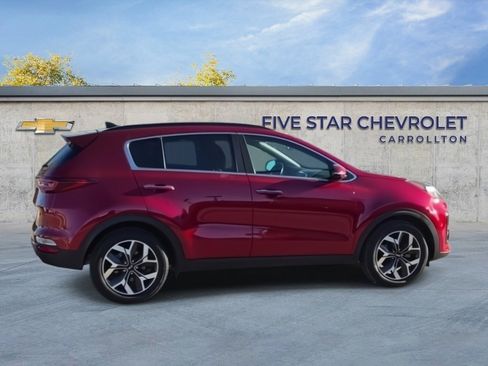 Used 2022 Kia Sportage EX image 9