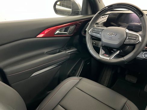 New 2026 Chevrolet Traverse Z71 w/ Enhanced Driving Package AWD/4WD image 12