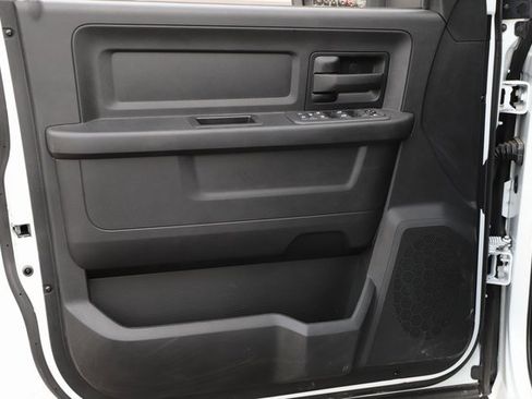 New 2025 RAM 2500 Tradesman image 17