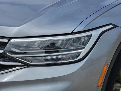 New 2024 Volkswagen Tiguan SE image 5