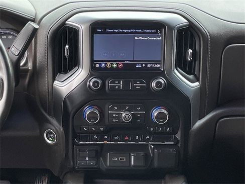 Used 2019 Chevrolet Silverado 1500 LTZ image 16