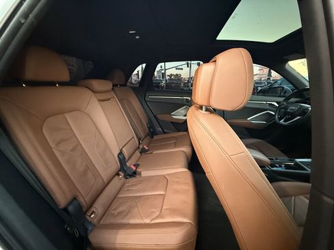 Used 2019 Audi Q3 2.0T Premium Plus w/ Premium Plus Package image 42