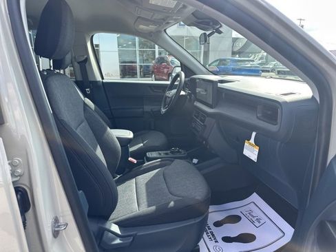 New 2025 Ford Maverick XLT w/ Black Appearance Package image 9