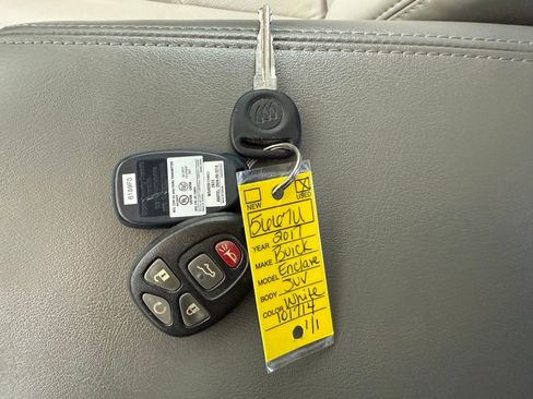 Used 2017 Buick Enclave Premium w/ Experience Buick Package image 37