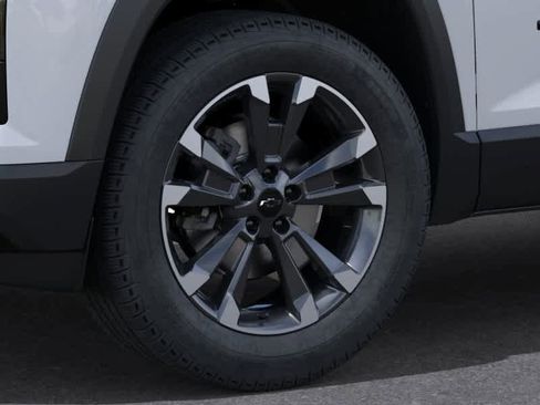 New 2026 Chevrolet Equinox RS FWD image 9