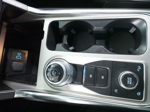 Certified 2023 Ford Explorer Platinum w/ Technology Package AWD/4WD image 18