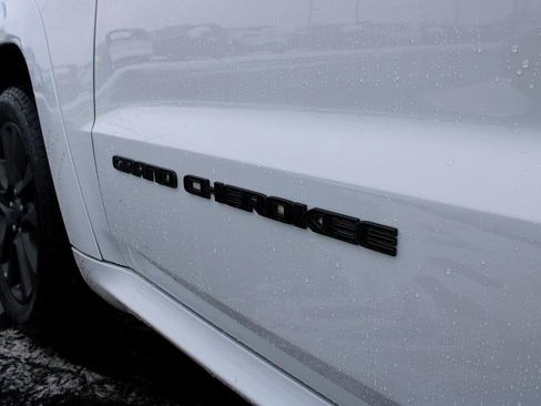 Used 2019 Jeep Grand Cherokee High Altitude image 13