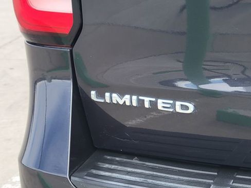 Used 2022 Ford Expedition Max Limited image 13