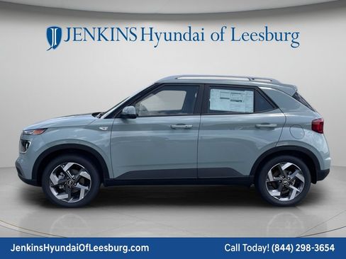New 2026 Hyundai Venue SEL FWD image 5