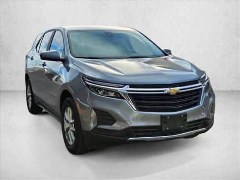 Used 2024 Chevrolet Equinox LT image 3