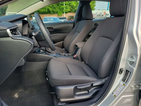Used 2024 Toyota Corolla LE FWD image 19