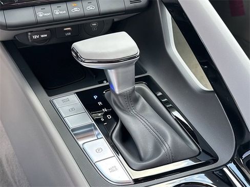 New 2025 Hyundai Elantra SEL image 25