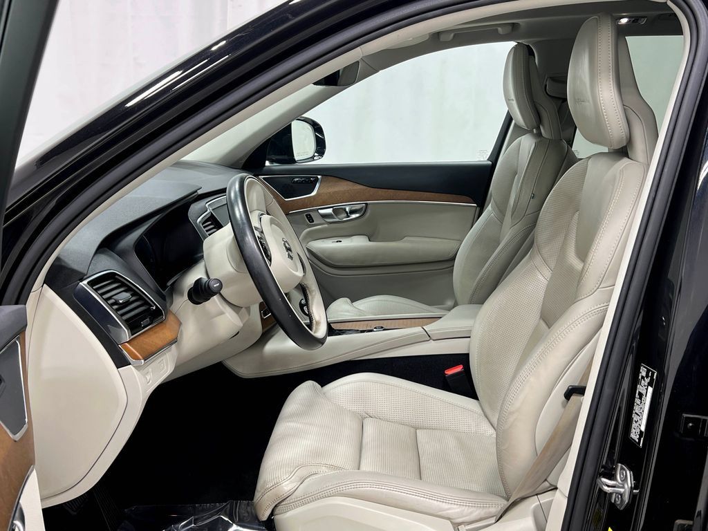 Used 2018 Volvo XC90 T6 Inscription w/ Convenience Package AWD/4WD image 14