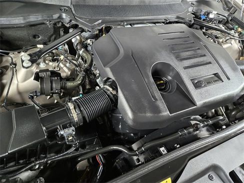 Used 2021 Land Rover Discovery S R-Dynamic image 27