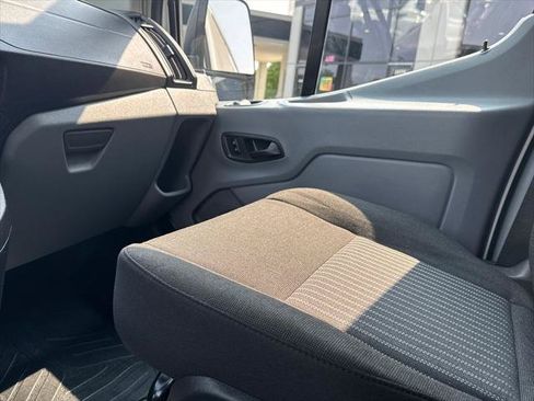 Used 2017 Ford Transit 150 130 Low Roof RWD image 16