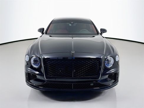 Certified 2025 Bentley Flying Spur Plug-In Hybrid image 8