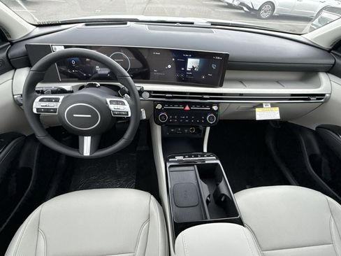 New 2026 Hyundai Tucson Limited FWD image 23