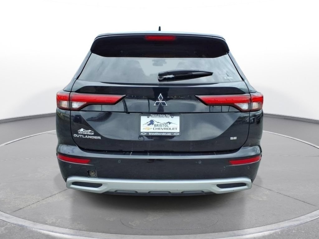 Used 2024 Mitsubishi Outlander SE AWD/4WD image 7