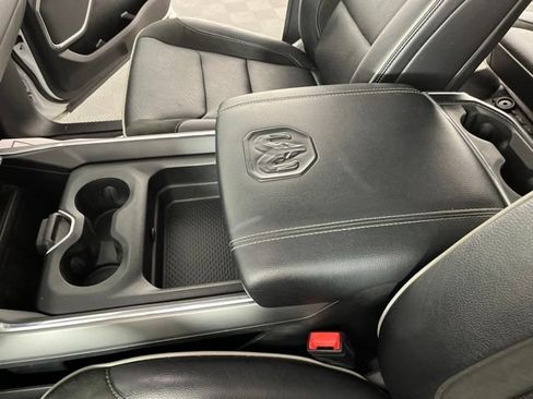 Used 2023 RAM 1500 Laramie AWD/4WD image 30