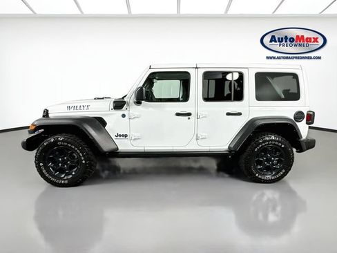 Used 2023 Jeep Wrangler Unlimited w/ Cold Weather Group AWD/4WD image 8