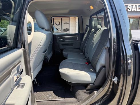 Used 2019 RAM 1500 Big Horn AWD/4WD image 11