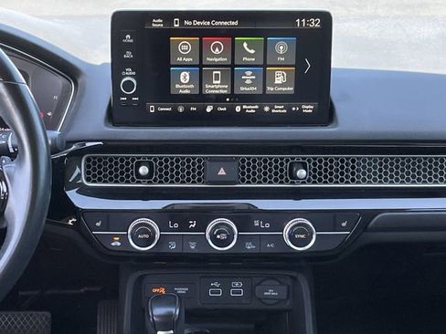 Used 2022 Honda Civic Touring image 15