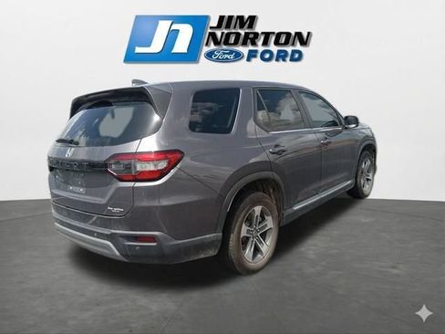 Used 2024 Honda Pilot EX-L image 10