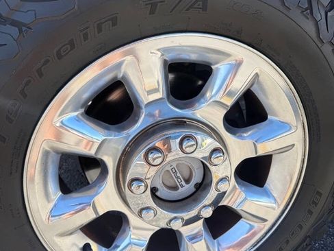 Used 2016 Ford F250 Lariat w/ Lariat Ultimate Package image 24