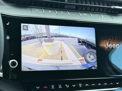 New 2026 Jeep Grand Cherokee L Limited image 18